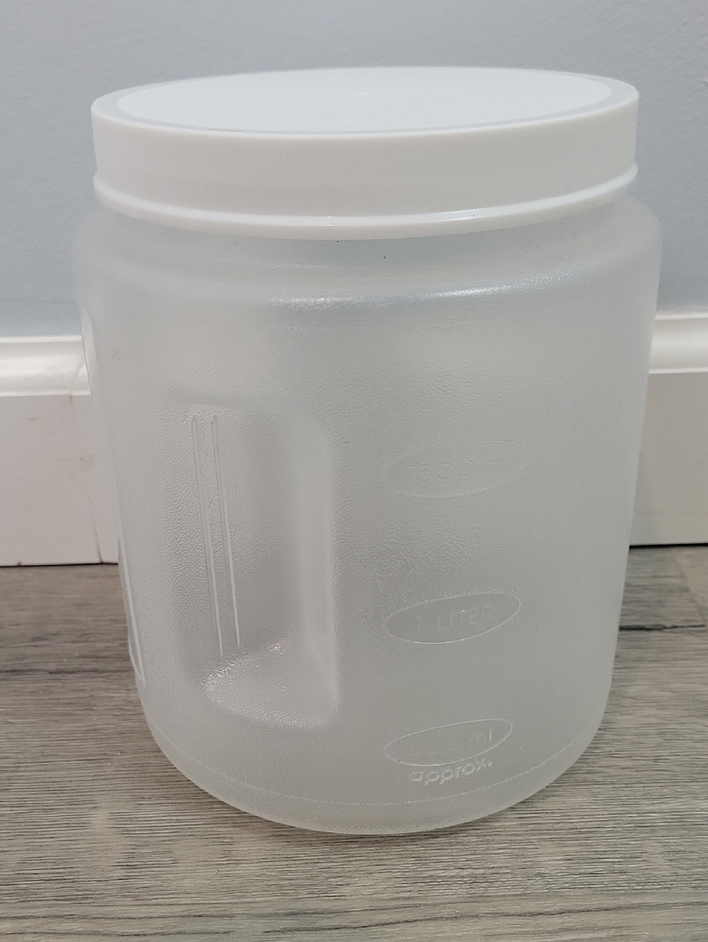 United Solutions Food Safe 2 Quart Container